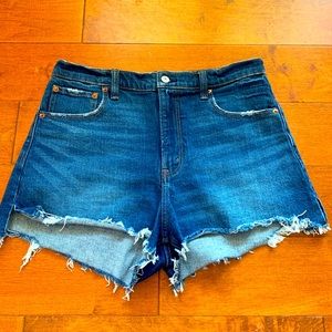 Abercrombie & Fitch High Rise Cutoff Short size 29/8